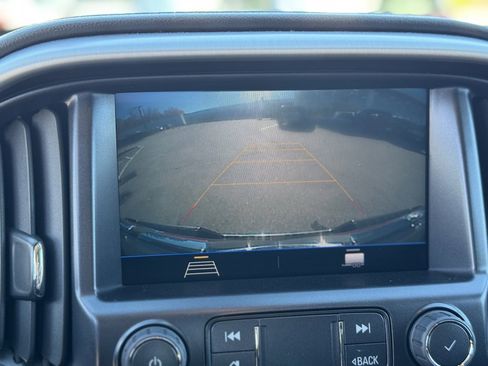 Used 2022 GMC Canyon Elevation image 19