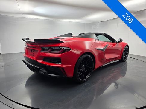 Used 2026 Chevrolet Corvette Z06 RWD image 4