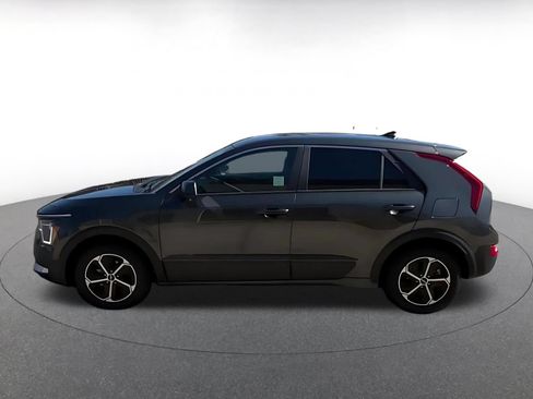 Used 2026 Kia Niro LX FWD image 9