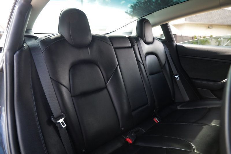 Used 2023 Tesla Model 3 Standard Range RWD image 17