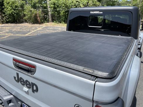Used 2022 Jeep Gladiator Sport AWD/4WD image 44