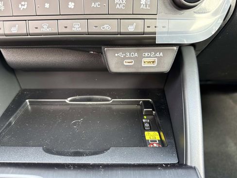New 2026 Subaru Outback Limited AWD/4WD image 32