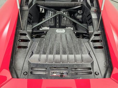 Used 2015 Lamborghini Huracan LP 610-4 AWD/4WD image 20