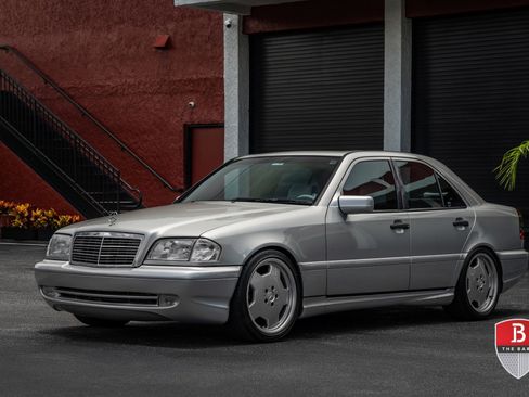 Used 1999 Mercedes-Benz C 43 AMG Sedan image 4