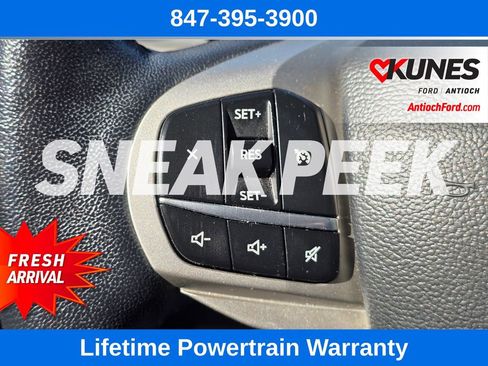 Certified 2022 Ford Explorer XLT w/ Equipment Group 202A AWD/4WD image 39