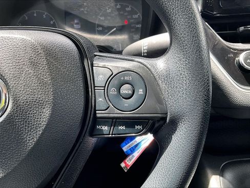 Used 2024 Toyota Corolla LE FWD image 24