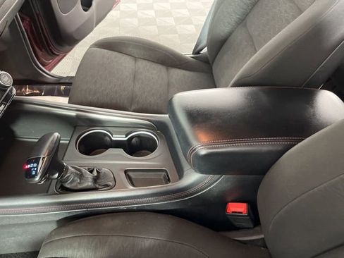 Used 2023 Dodge Durango GT RWD image 28
