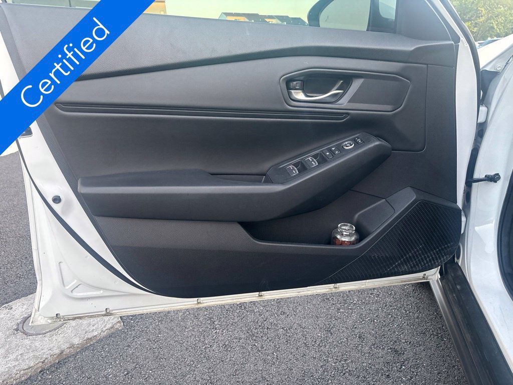 Used 2024 Honda Accord EX image 8