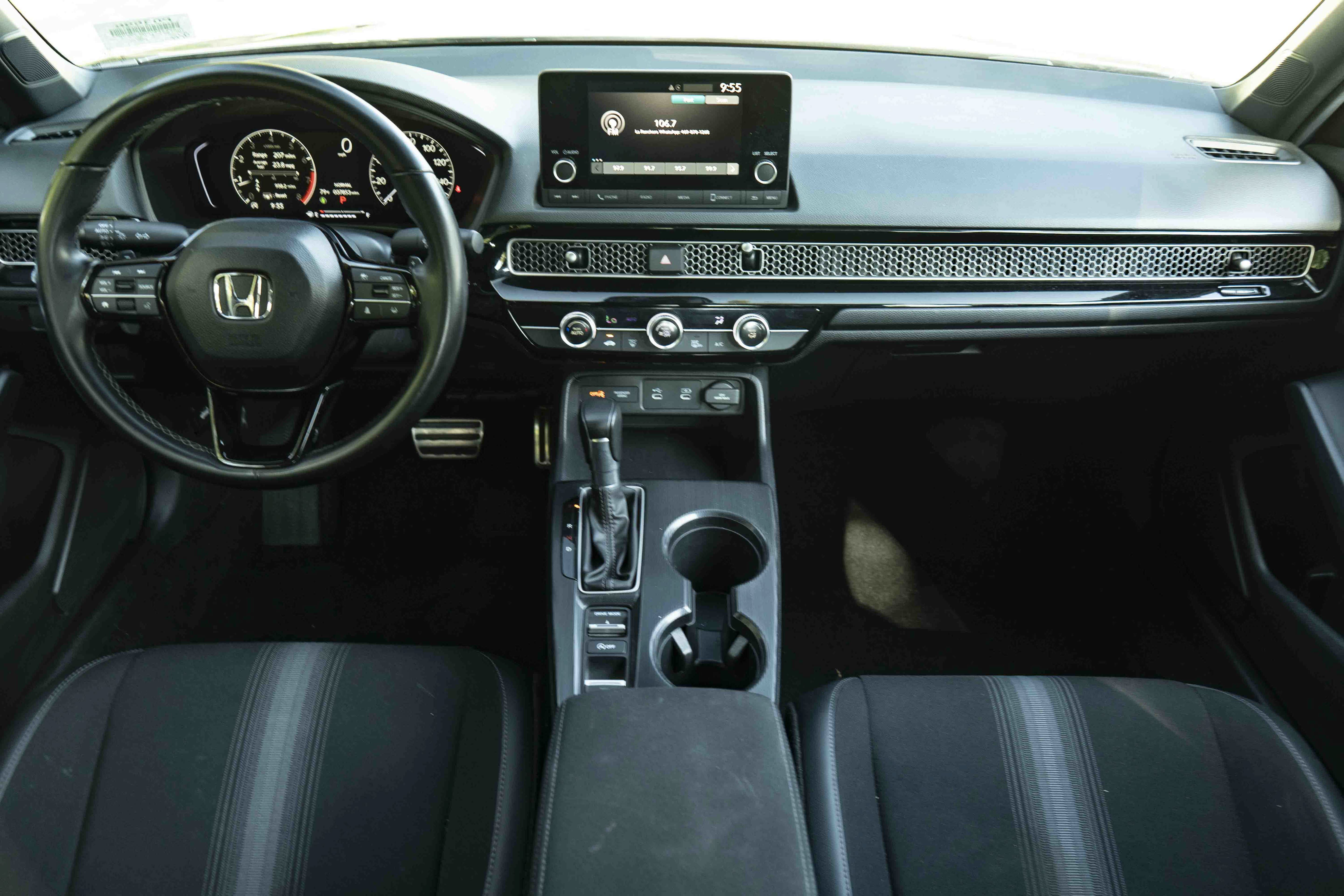 Used 2025 Honda Civic Sport image 26