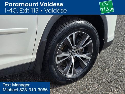 Used 2019 Toyota Highlander AWD V6 image 27