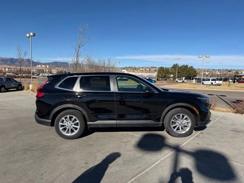 Used 2025 Honda CR-V EX-L image 9