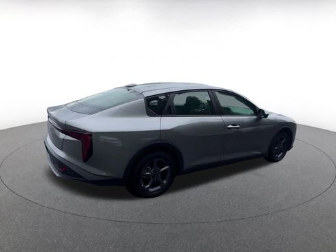 Used 2025 Kia K4 FWD image 15