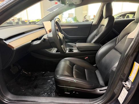 Used 2022 Tesla Model 3 Long Range AWD/4WD image 9