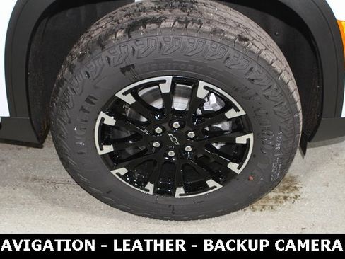 New 2026 Chevrolet Traverse Z71 w/ LPO, Floor Liner Package image 6