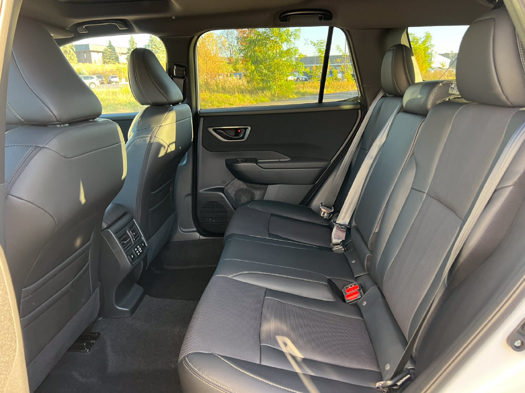 New 2026 Subaru Outback Limited XT AWD/4WD image 4