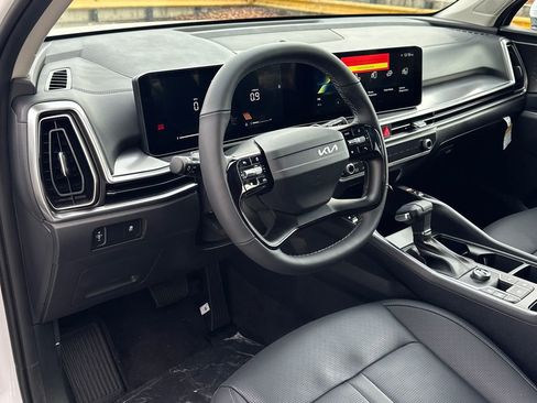 New 2026 Kia Sorento S image 18