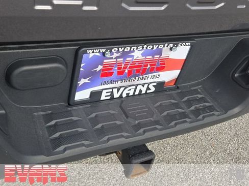 Used 2019 Toyota Tacoma SR w/ SR Convenience Package AWD/4WD image 30