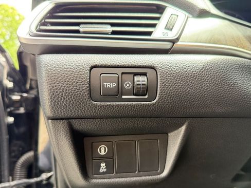 Used 2020 Honda Accord EX image 22