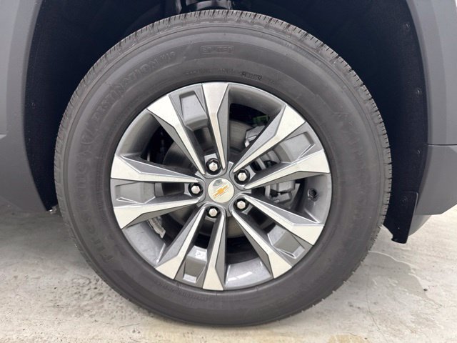 New 2027 Chevrolet Equinox LT w/ Convenience Package II FWD image 32