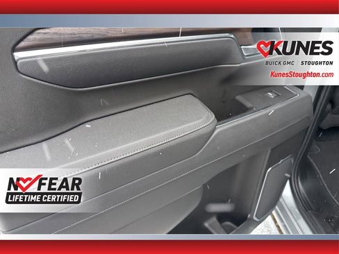 Used 2025 GMC Sierra 1500 SLT image 31