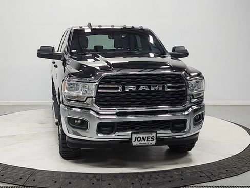 Used 2022 RAM 2500 Lone Star w/ Level A Equipment Group AWD/4WD image 2