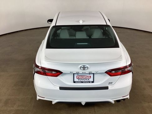 Used 2023 Toyota Camry SE AWD/4WD image 7