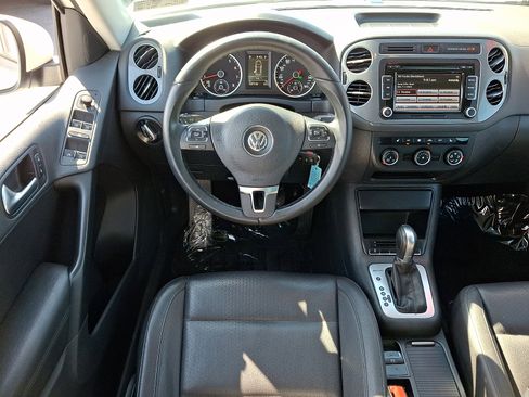 Used 2015 Volkswagen Tiguan SE AWD/4WD image 11