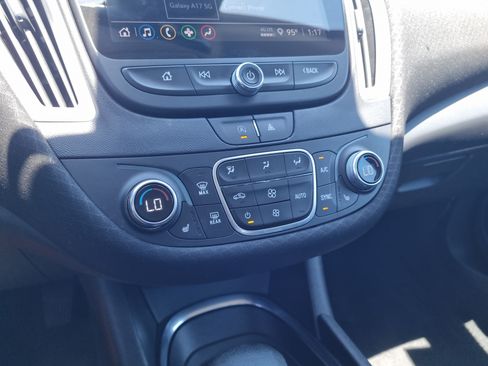 Used 2024 Chevrolet Malibu LT FWD image 29