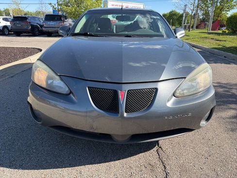 Used 2005 Pontiac Grand Prix w/ Drivers Plus Package FWD image 8
