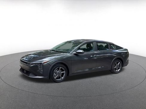 Used 2025 Kia K4 FWD image 8