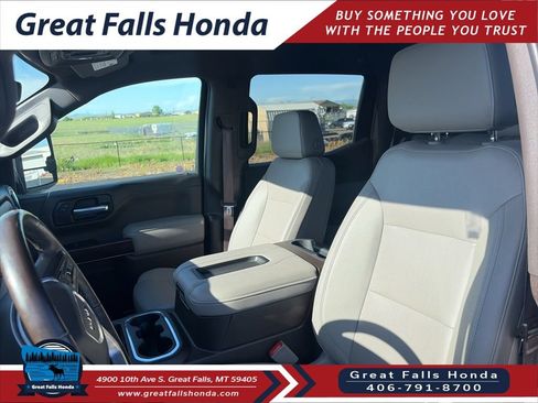 Used 2022 GMC Sierra 1500 SLT w/ Technology Package AWD/4WD image 11