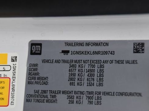 Used 2022 Chevrolet Suburban RST w/ Sport Performance Package image 26