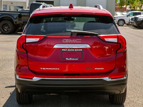 Used 2022 GMC Terrain SLT AWD/4WD image 6