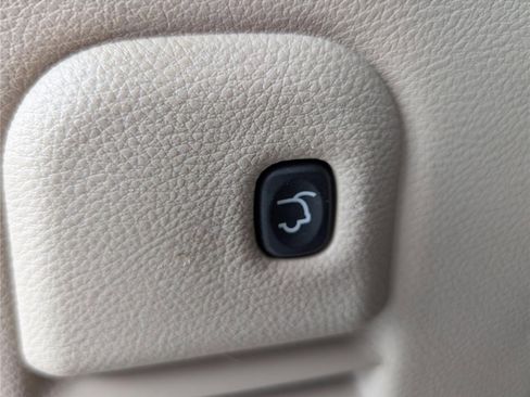 Used 2018 Jeep Grand Cherokee Limited image 14