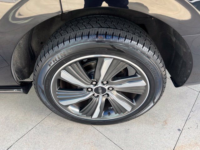 Used 2019 Lincoln Navigator Reserve AWD/4WD image 11