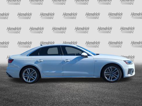 Used 2023 Audi A4 2.0T Premium image 11