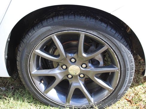 Used 2016 Dodge Dart SXT w/ Rallye Appearance Group image 40