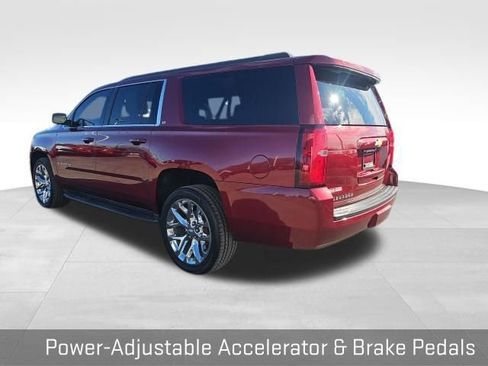 Used 2017 Chevrolet Suburban LT image 19