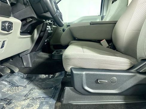 Used 2017 Ford F150 XLT w/ Equipment Group 301A Mid image 21