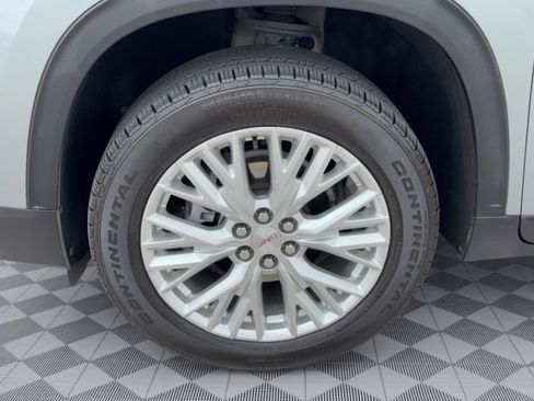 Used 2024 GMC Acadia Elevation FWD image 13