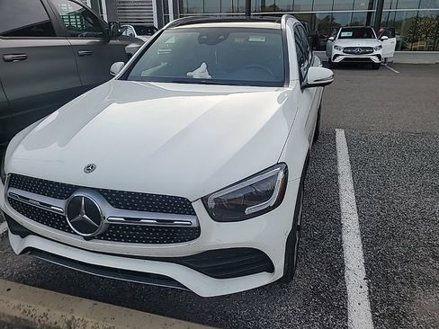 Certified 2020 Mercedes-Benz GLC 300 4MATIC image 2