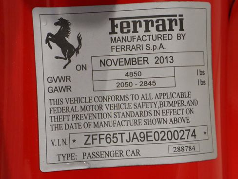 Used 2014 Ferrari California RWD image 36