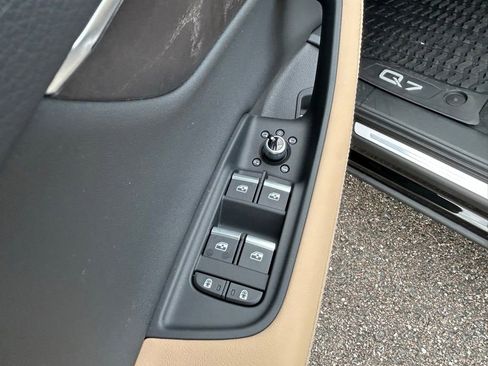 New 2025 Audi Q7 3.0T Premium Plus image 51