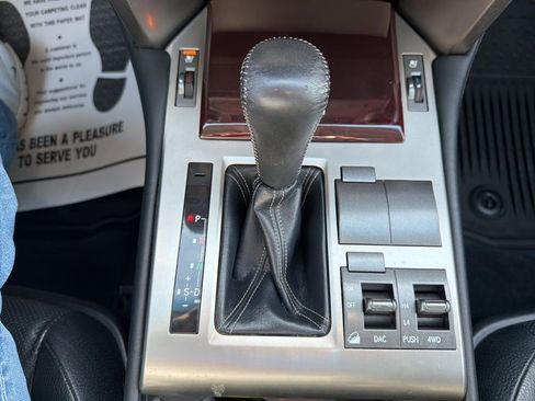 Used 2015 Lexus GX 460 w/ Premium Package image 36