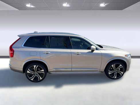 Certified 2024 Volvo XC90 B6 Ultimate w/ Protection Package Premier image 7
