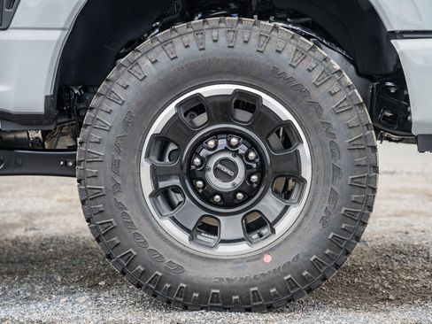 New 2026 Ford F350 Platinum image 22