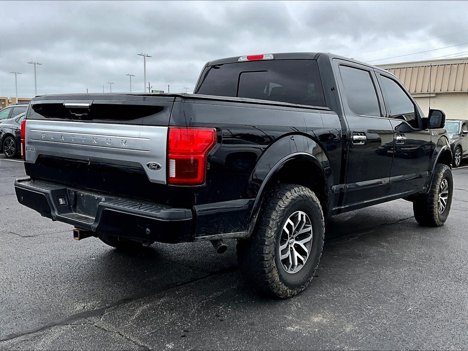 Used 2019 Ford F150 Platinum w/ Equipment Group 701A Luxury AWD/4WD image 6