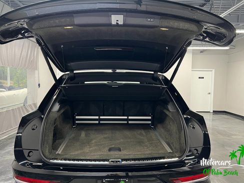 Used 2022 Bentley Bentayga Speed image 42