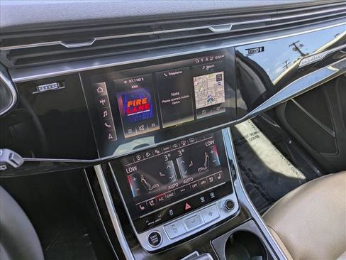 Used 2023 Audi Q7 3.0T Prestige AWD/4WD image 12