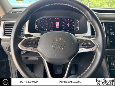 Used 2023 Volkswagen Atlas SE w/ Black Wheel Package FWD image 19